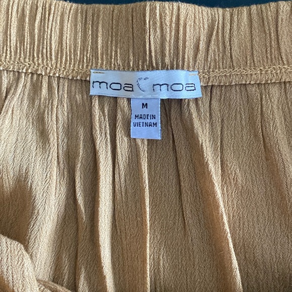 ⭐️Moa Moa | Off shoulder top from Cavenders | Size Medium - Picture 2 of 9